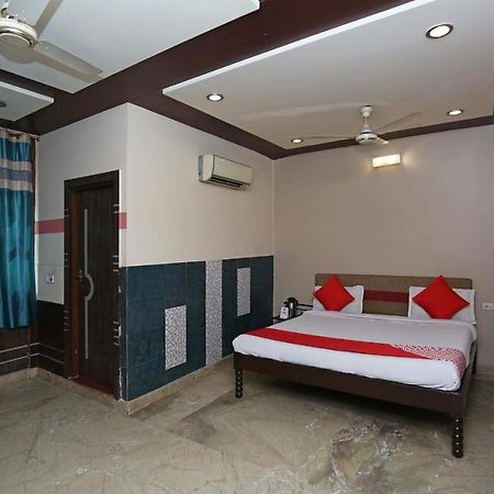 Sheel Gopal Vision Hotell Mathura Eksteriør bilde